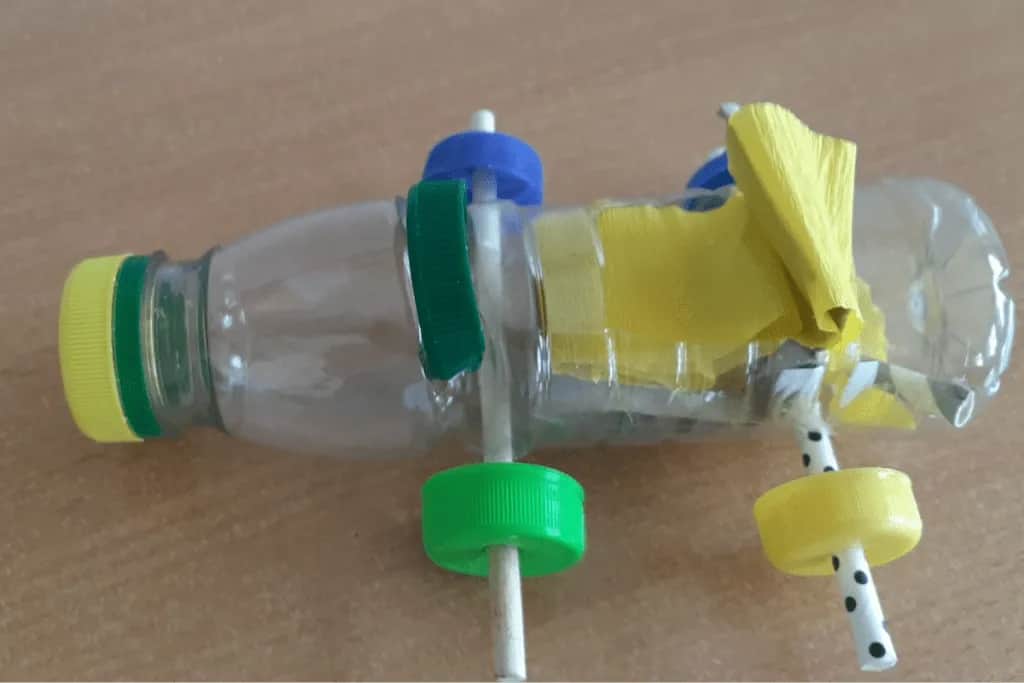 Dowiedz się, co można zrobić z plastikowej butelki - kreatywne pomysły na recykling