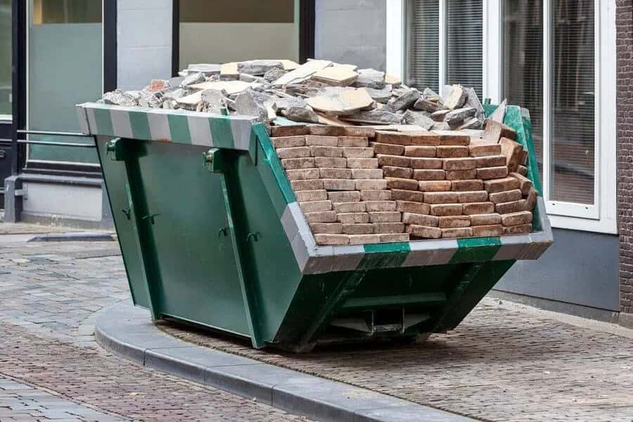 Jak prawidłowo recyklingować scrab i odpady budowlane – praktyczne porady