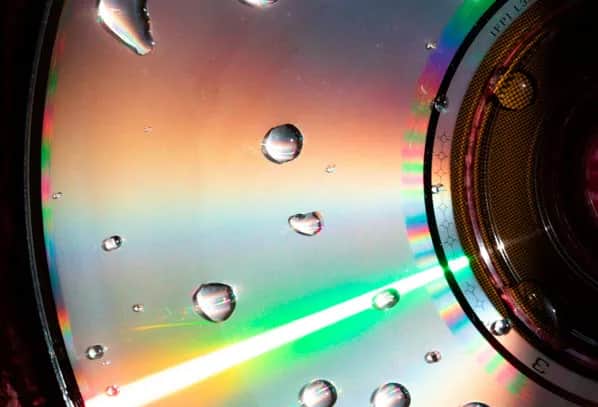 Gdzie wyrzucić płyty CD, aby skutecznie zadbać o środowisko?