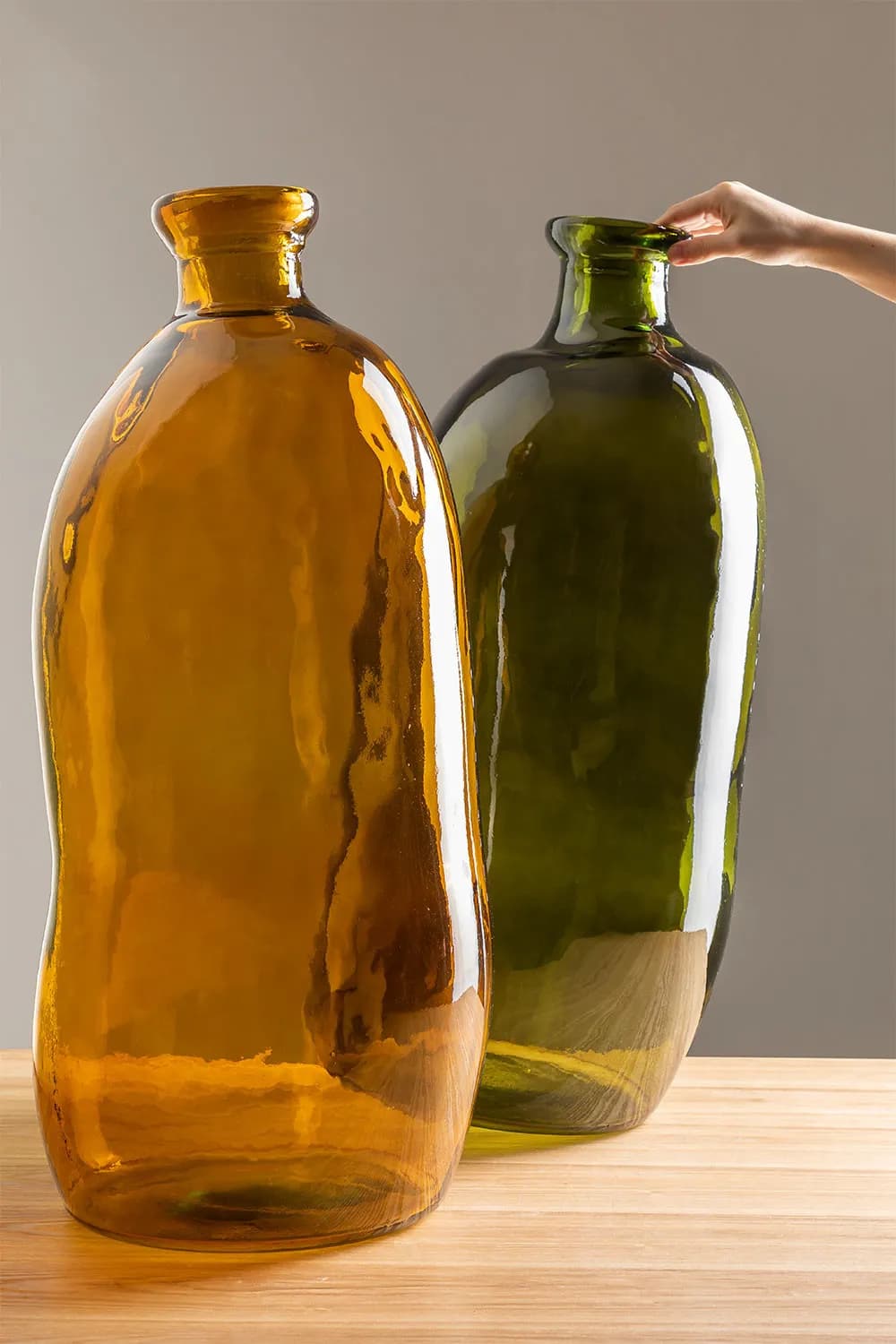 Wazon ze szkła z recyklingu – ekologiczny design, który zmienia wnętrza i planetę